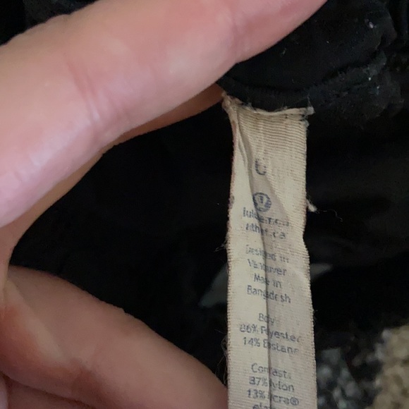 Lulu Athletic shorts - Picture 3 of 3